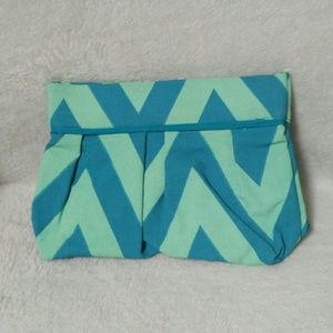 LAST CHANCE Blue&Teal Chevron Canvas Clutch